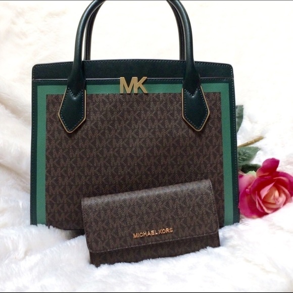 Michael Kors Montgomery Large Satchel & Wallet - Picture 1 of 5
